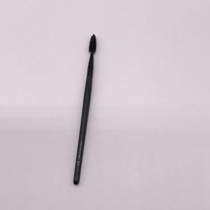 LASH AND BROW WAND BRUSH